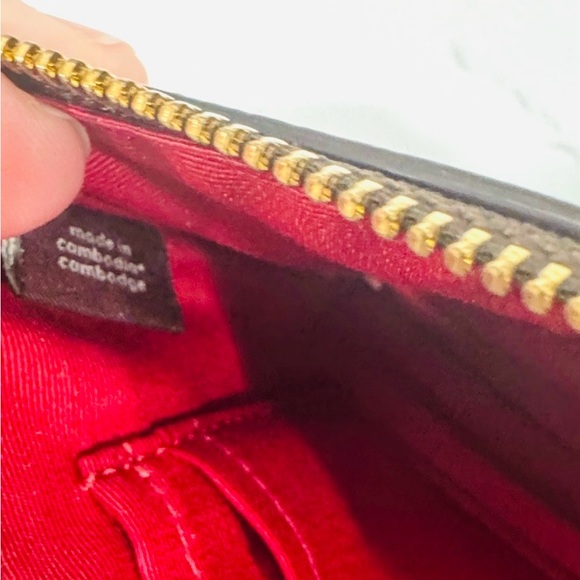 Coach Signature Brown Wristlet with Red Strap NWOT - Picture 8 of 8